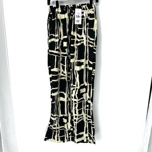 BLE NwT resort wear lightweight pants small/medium